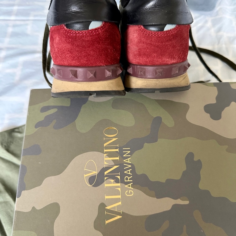 Men's Valentino Camo/Dark Red Rockrunner Sneakers